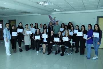 “Gənc müəllimlər dilimizin keşiyində” layihəsinin növbəti təlimi Bakı şəhərində keçiriib