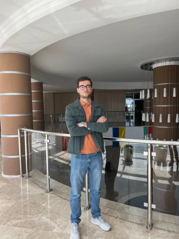 BANM tələbəsi eyni anda ABŞ-nin 6 nüfuzlu universitetinə qəbul oldu
