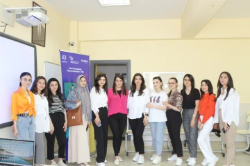 Pedaqoji tələbələr üçün adaptasiya proqramı