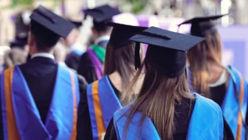 Azərbaycanda bəzi universitetlər illik təhsil haqqını artırıb