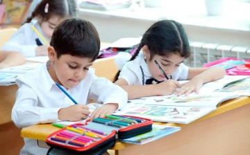 Tədris digər dillərdə aparılan bölmələr üzrə məktəbəhazırlıq üçün məktəb seçimi
