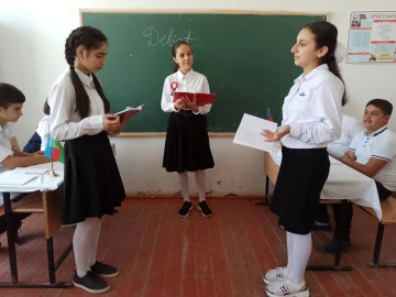 "Gənc müəllimlərin debat çempionatı” – gənclərdə “soft skills” təməl bacarıqların formalaşdırılması” layihəsinin məktəblərdə daxili təlimlər sona çatdı