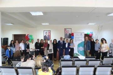 “İngilis dilinin tədrisində Duolingo platformasının dəstəyi” layihəsinin açılış mərasimi keçirilib