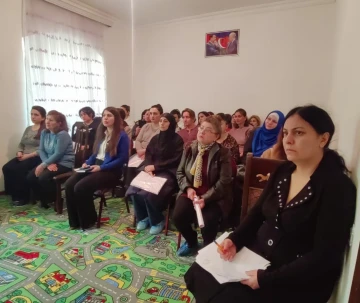 QHT Agentliyinin dəstəyi ilə sosial-psixoloji və loqopedik xidmətlərə ehtiyacı olan uşaqların valideynləri üçün maarifləndirmə tədbiri keçirilib