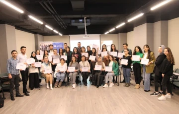 "Koordinator Məktəbi: 21-ci əsr bacarıqlarının formalaşdırılması" təlimləri başa çatıb