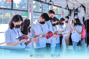“Avtobusda kitab oxu” adlı sosial aksiya və flaşmob