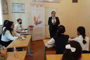 Ağcabədidə məktəbli qızların əl işləri sərgisi layihəsinin açılışı olub