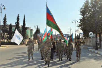 Biləsuvarda qazi müəllimin rəhbərliyi ilə “Zəfər” yürüşü keçirilib