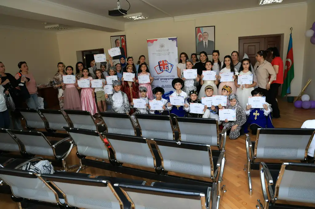 “İngilis dilinin tədrisində “Ewa” proqramının dəstəyi” layihəsi yekunlaşıb